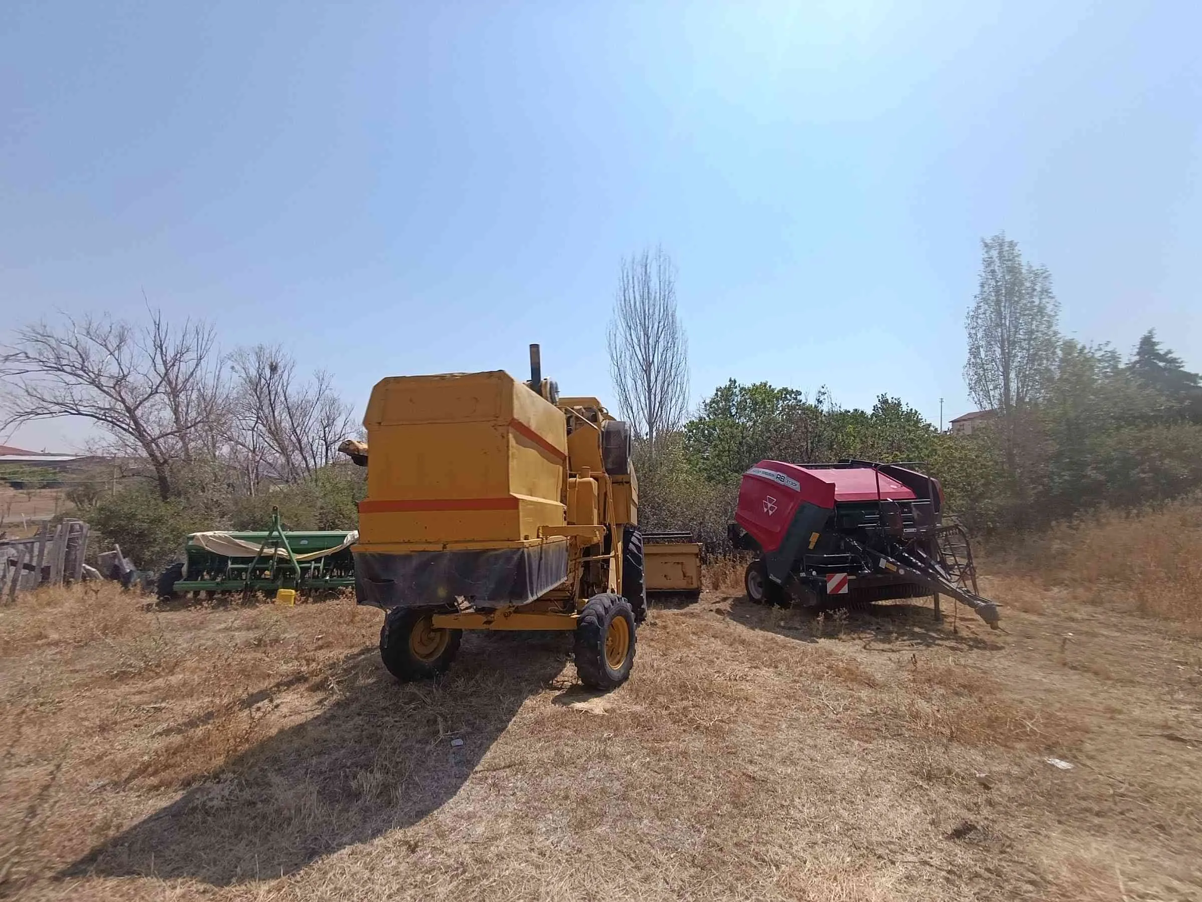 Çalışır durumda New Holland 8040