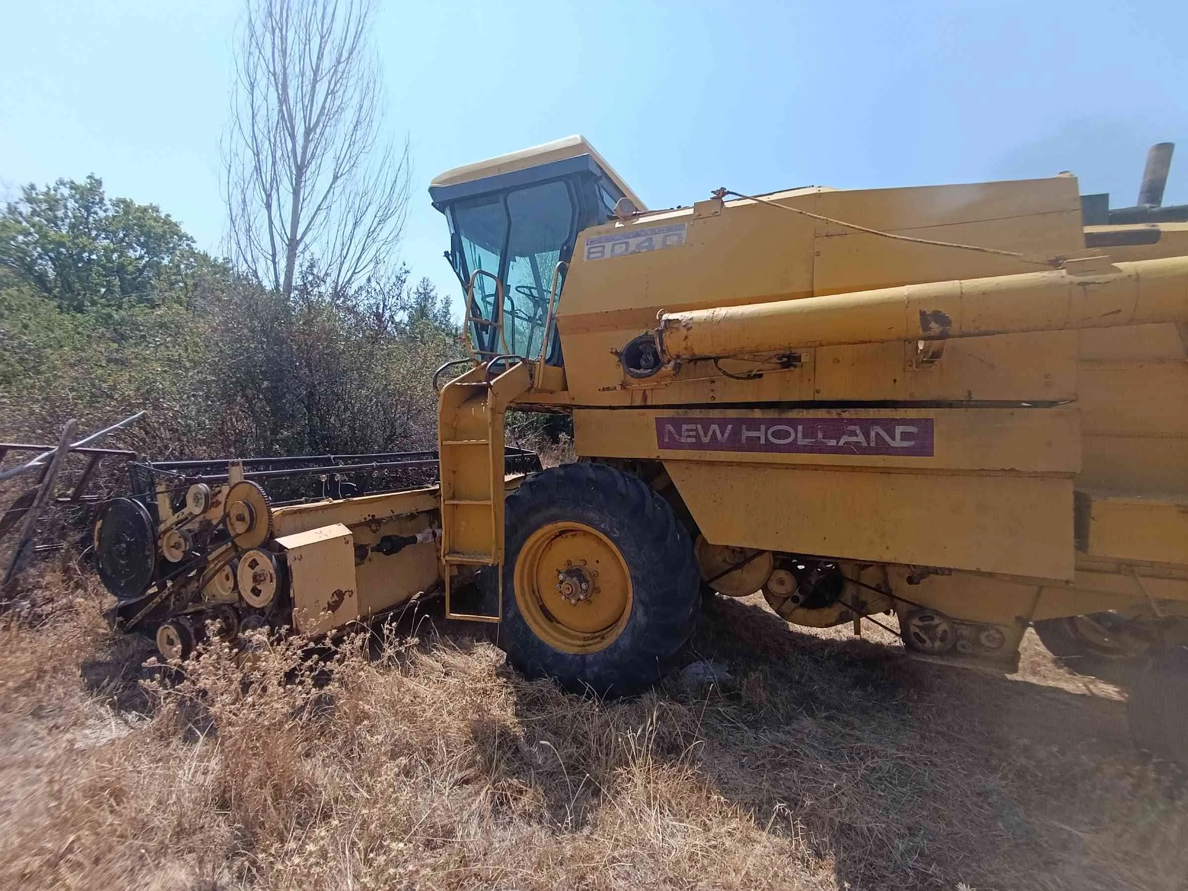 Çalışır durumda New Holland 8040