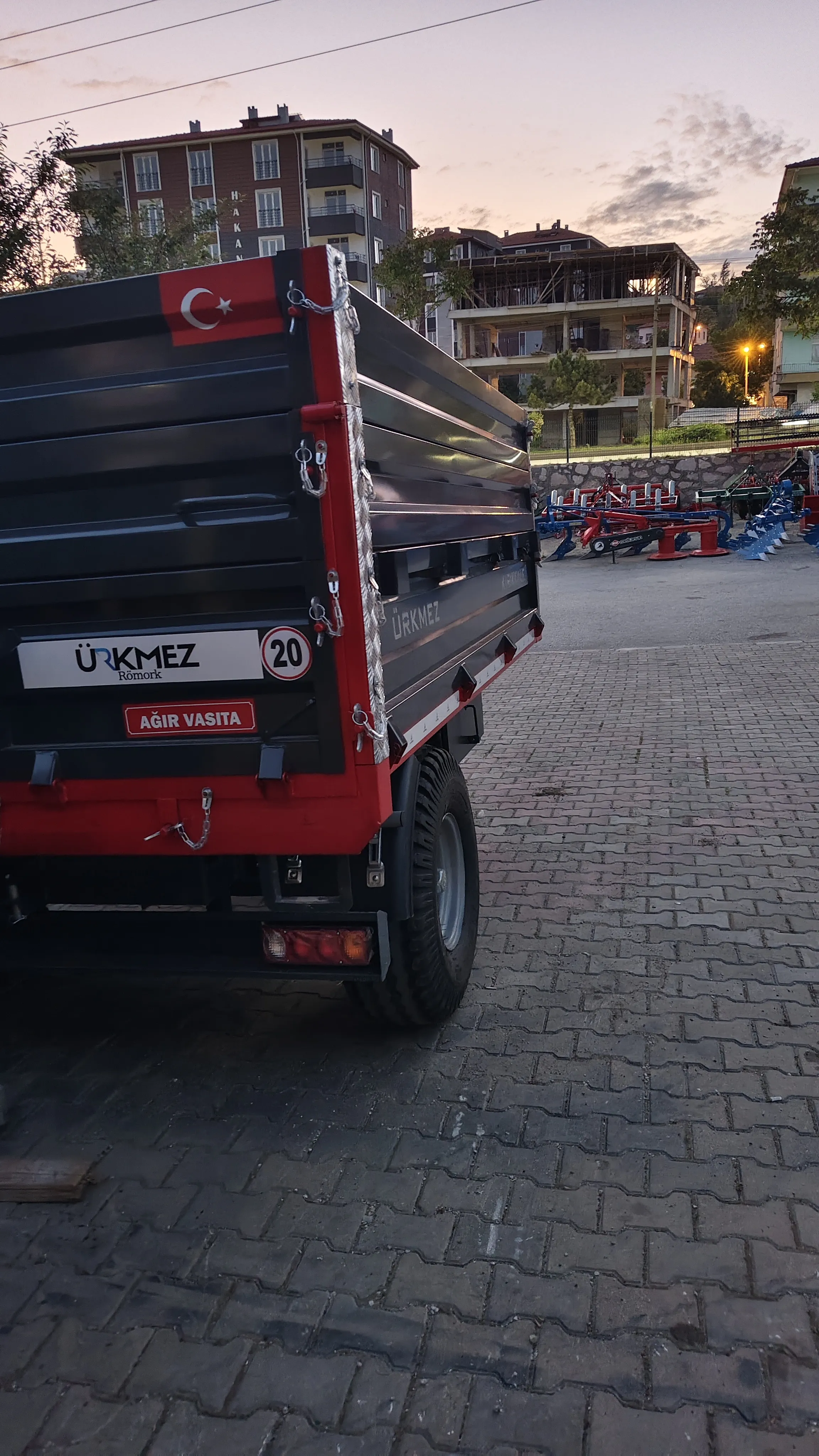 Sıfır 5 ve 7 TON RÖMORKLAR FUL PAKET Kredi kartı taksit ve Başak İmece Kartlar Geçerli